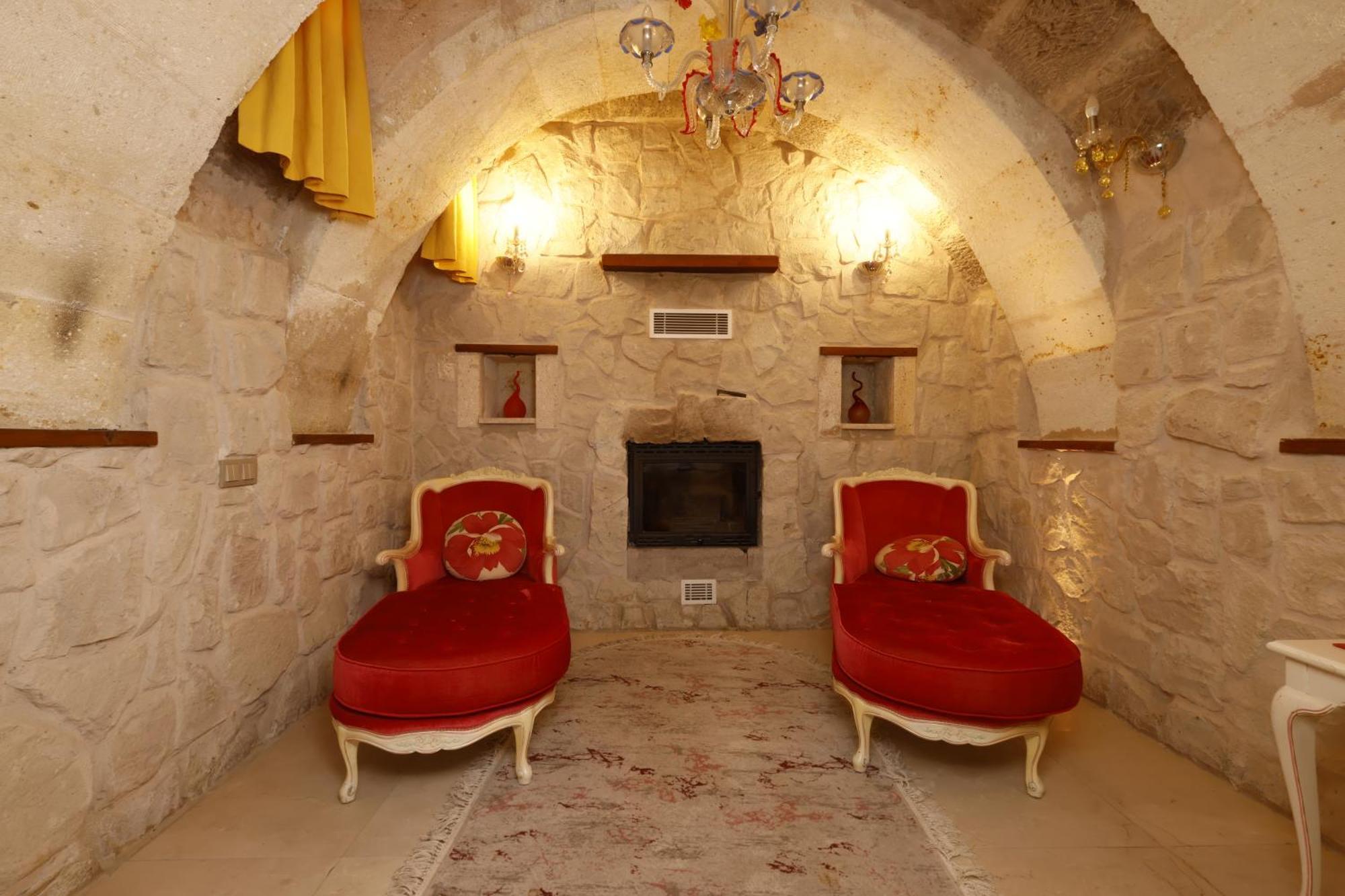 Anatelein Cave Hotel Üçhisar Exterior foto